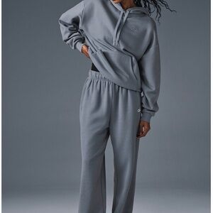 ALO Yoga Accolade Set